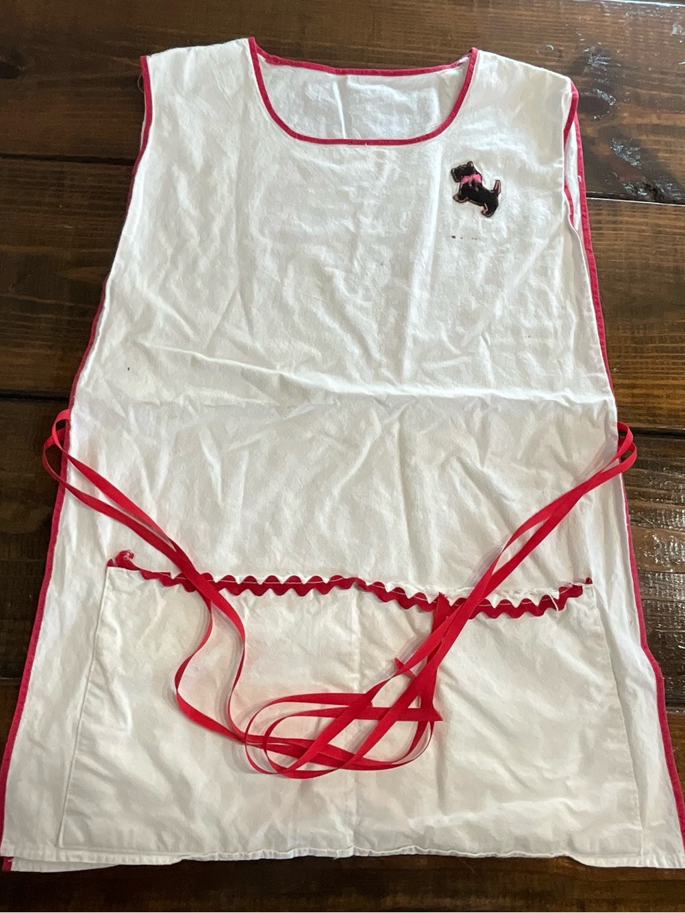 Vintage White Smock Apron Front Pockets Embroidered Scotty Dog Granny Core